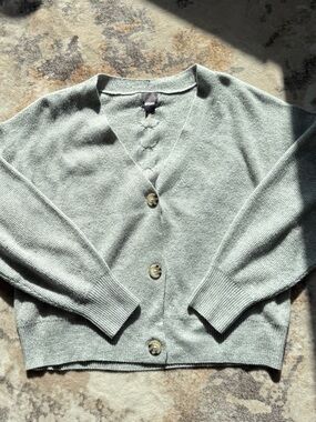 Auden Gray V-Neck Button Front Cardigan